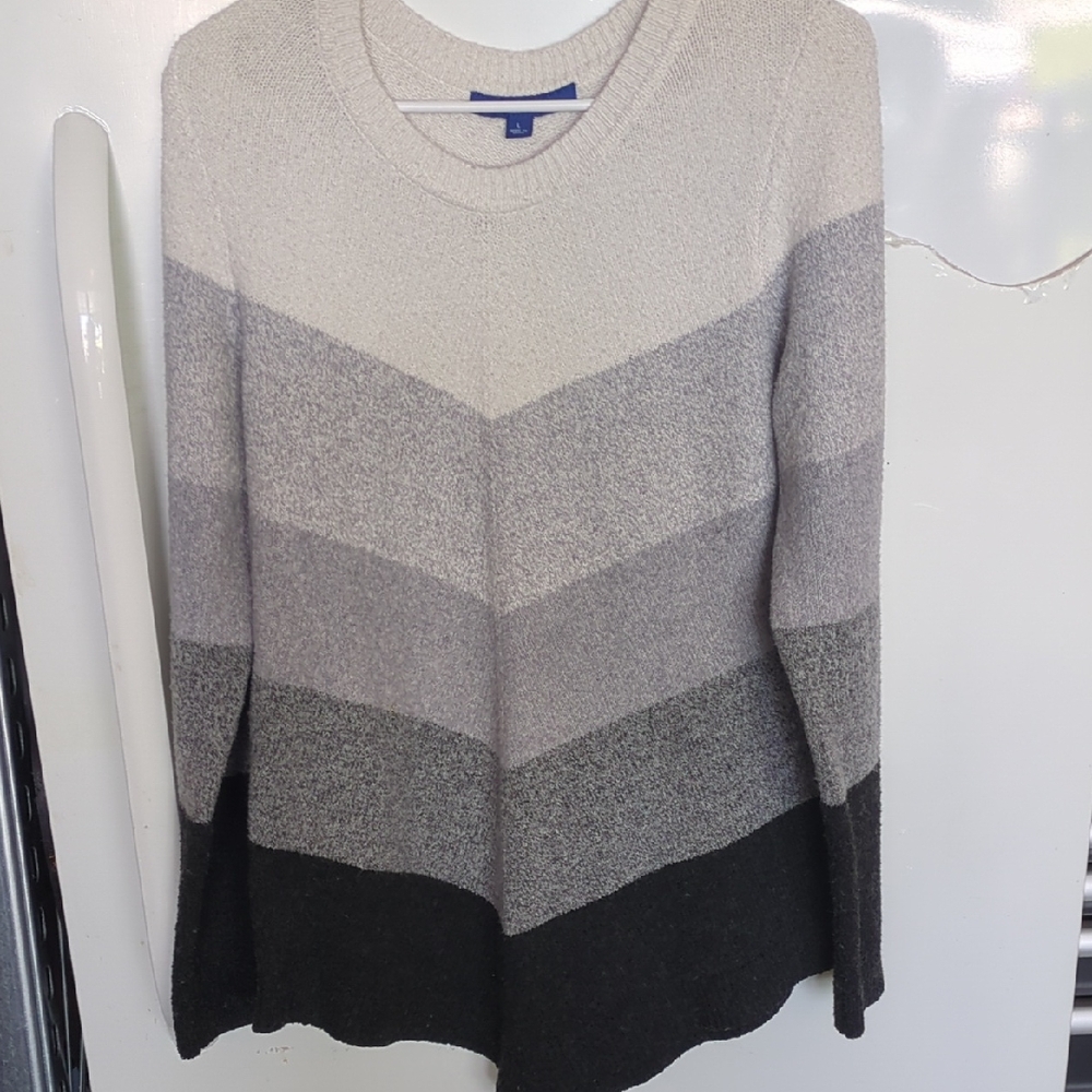 Women's Gray Gradient Sweater